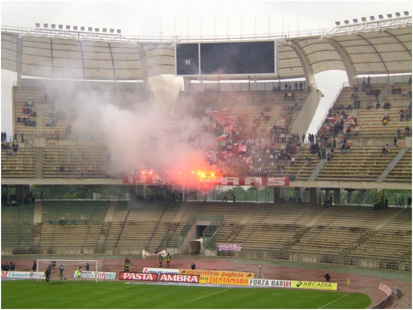 Bari - Arezzo 07.11.2004 058